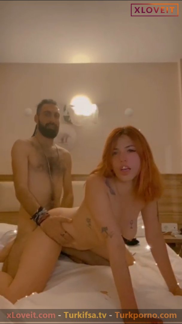 Laliberta Porno Canlı yayında hayvanlar gibi sikişti
